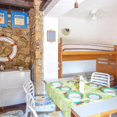 Holiday home 1 Bedroom Cozy In Costa Paradiso