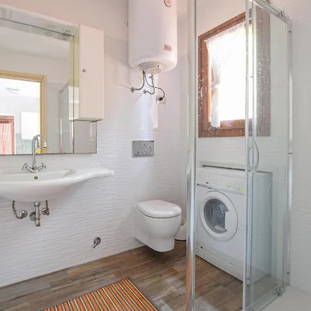 1 Bedroom Cozy In Costa Paradiso