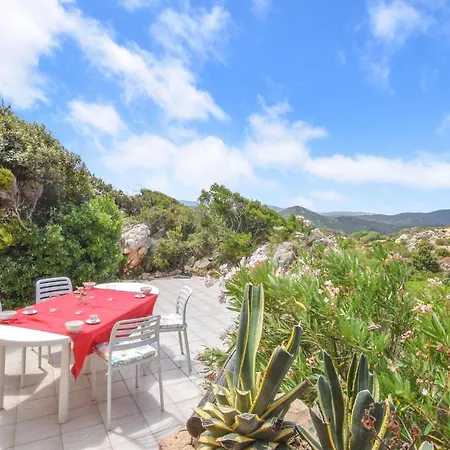 1 Bedroom Cozy In Costa Paradiso